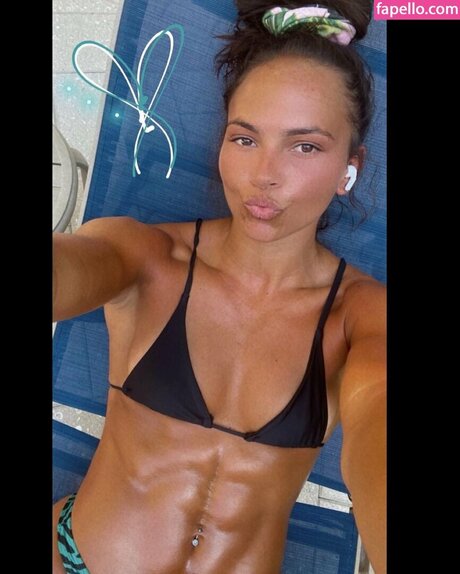 Kiana James actrice porno galeries