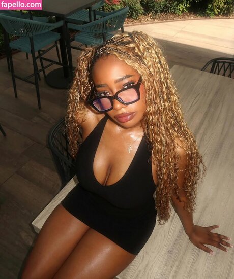 Deb Smikle modèle parfait galerie