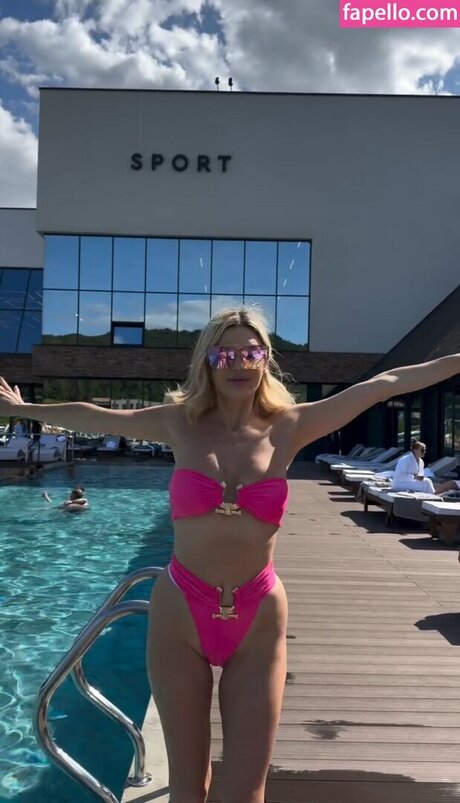 Elena Filonova étoile sexy collection