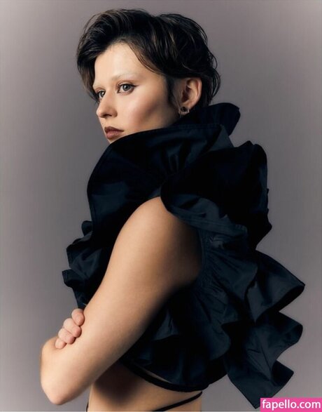 Ruby Cruz modèle joli archive