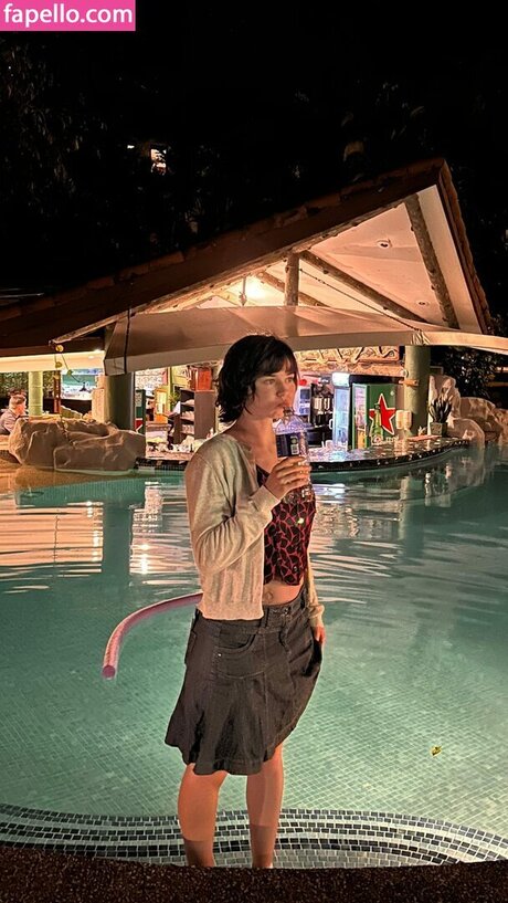 Ruby Cruz belle actrice des photos