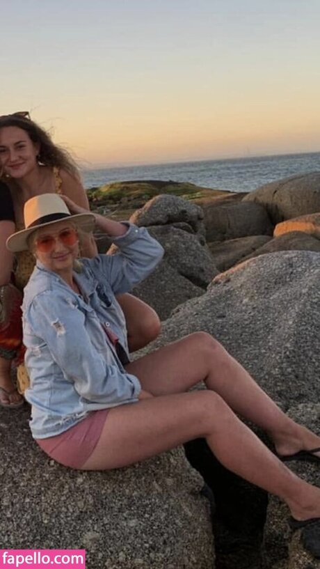 Amber Koltzow Bastick nus de stars du porno galeries