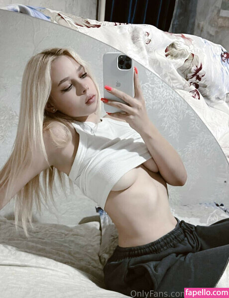 Annetgrl modèles nus des photos