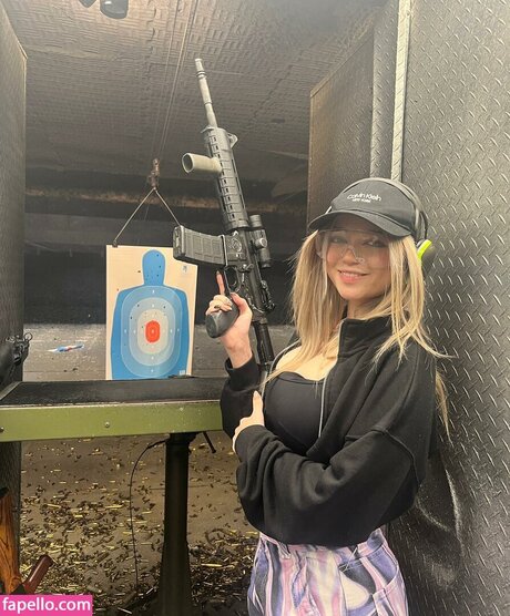 fille courbée dà côté onlyfans porno nu photo