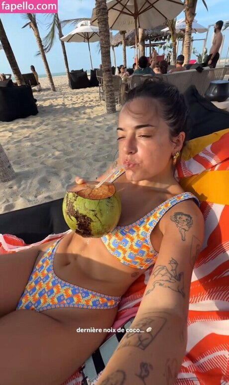 Julie Ferrat étoile hd photo