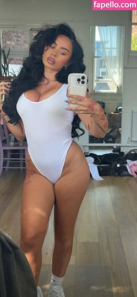 Elley Davies star du porno sexy img