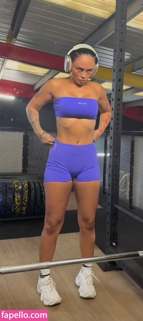 Elley Davies sexe star du porno galerie