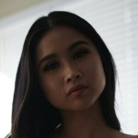 Tanynguyn modèles nus galeries