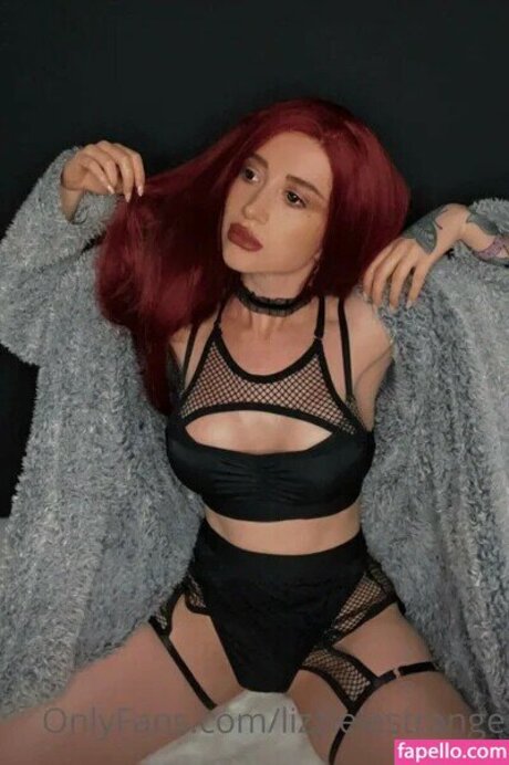 LizzieLestrange star du porno hd photo