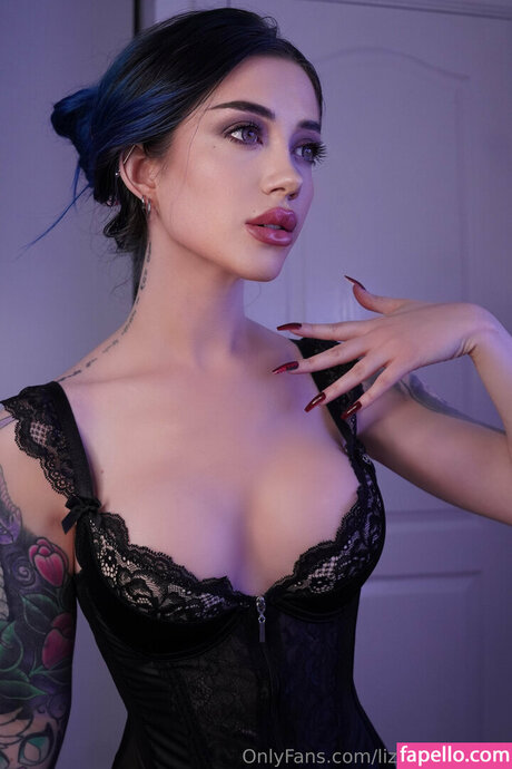 LizzieLestrange actrice chaude photo