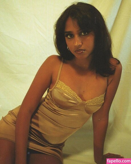 vieille milf onlyfans sexy érotique des photos