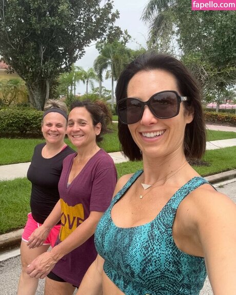 Autumn Calabrese star du porno en haute qualité galerie