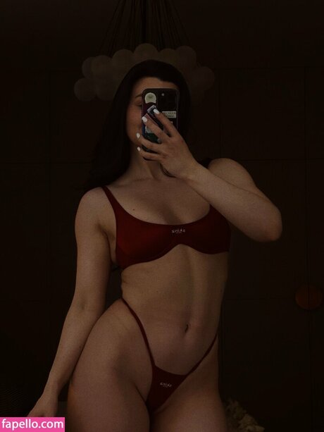 glazalinkaaa actrice nue img