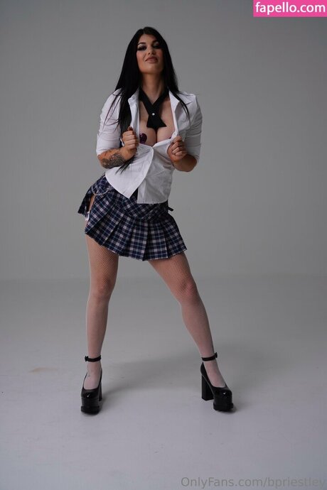 Bea Priestley étoile hd photo