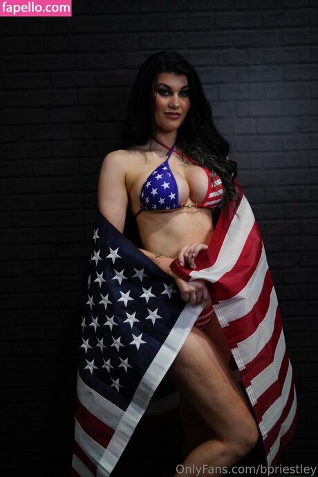 Bea Priestley modèle gratuit img