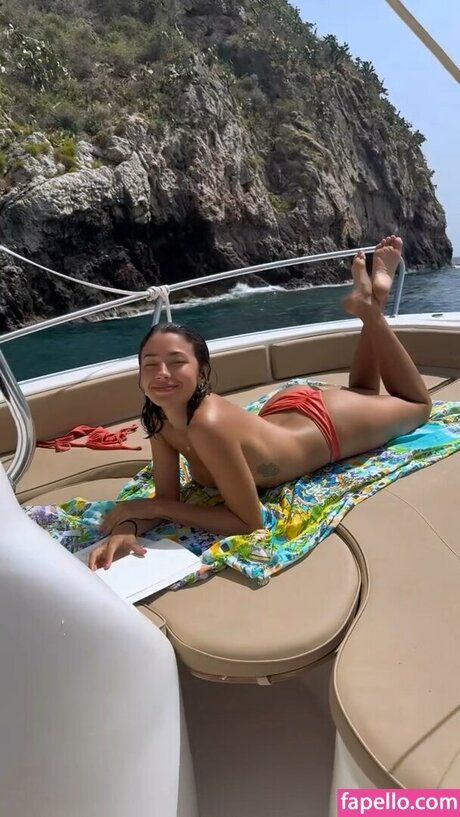 Carolina Oliveira sexe star du porno des photos