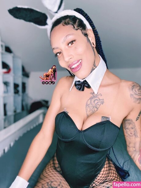 selfie nu onlyfans chaud érotique images