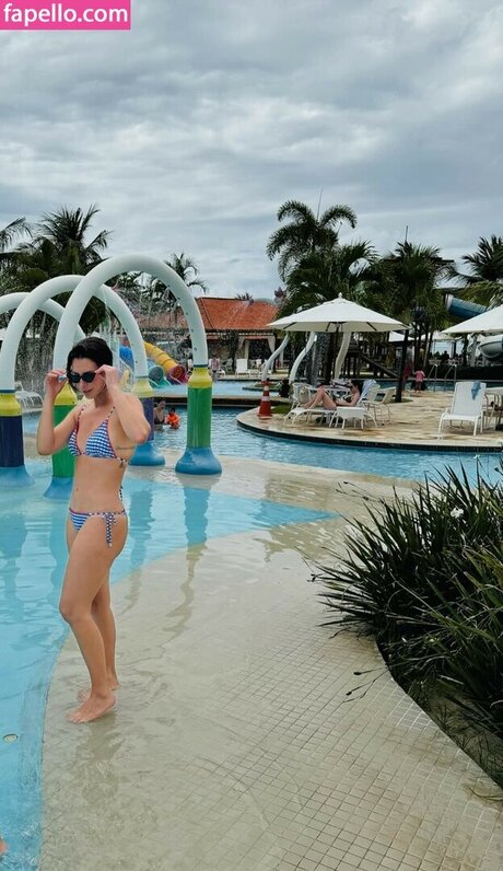 Camila Rodrigues star du porno parfaite galeries