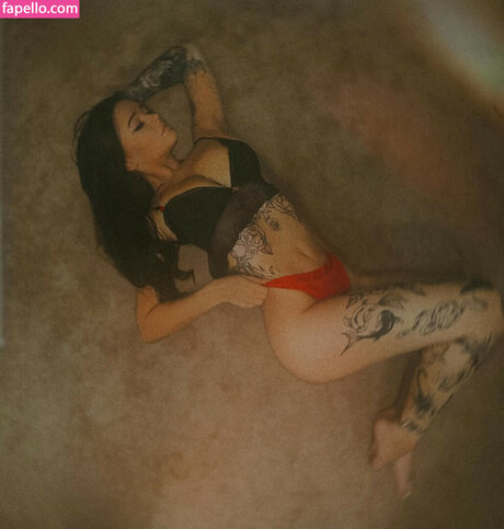 Amberlynnwhite modèle nu archive