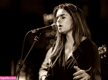 Jacquielee modèles nus photo