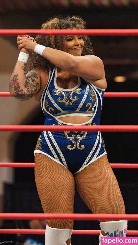 Willow Nightingale haut modèle galeries