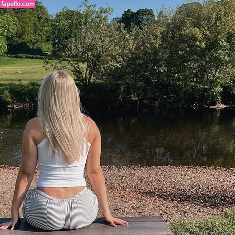 Lauren Duffy nus star du porno galeries