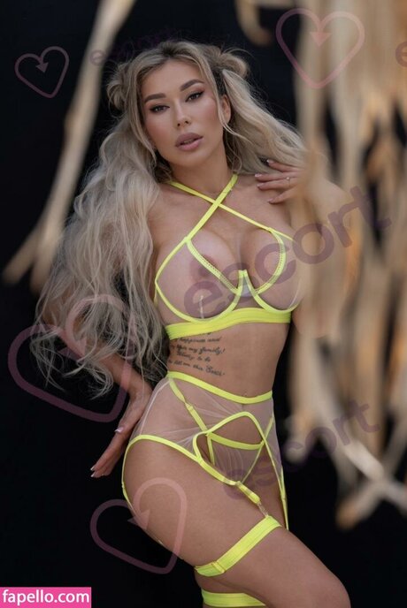 Alexa Micz star du porno sympa archive