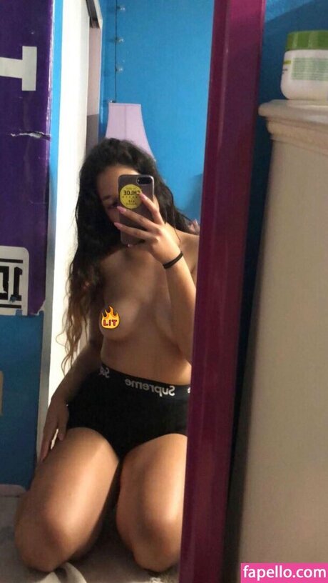 Kat Andrews nus star du porno archive