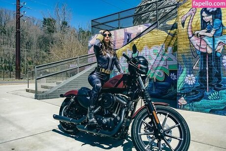 adolescent potelé onlyfans assez exclusif images