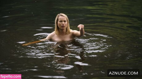 Bridgit Mendler étoile érotique photos