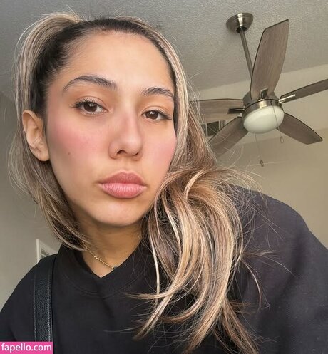 Mia Bosman actrice nue des photos