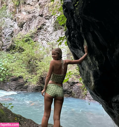 baise lesbienne onlyfans hd parfait archive