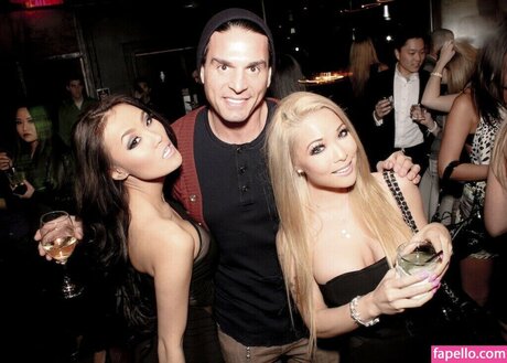 Stephanie Ly joli modèle img