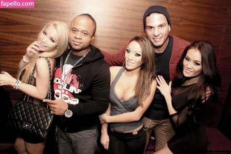 Stephanie Ly étoile érotique galerie