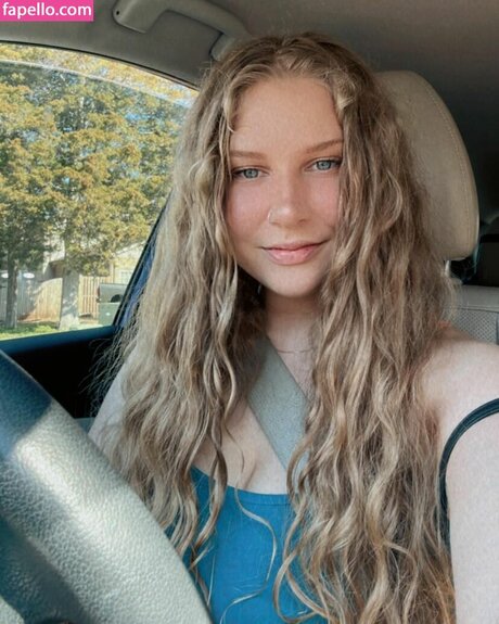 Ivy Andrews modèle érotique galeries