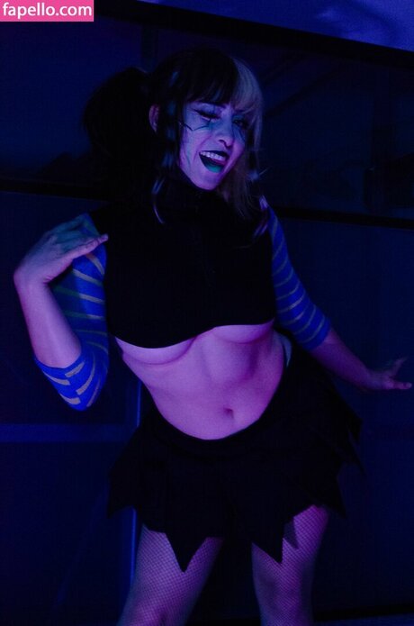 CubeCosplay jolie star du porno archive