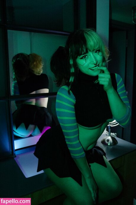 CubeCosplay actrice parfaite des photos