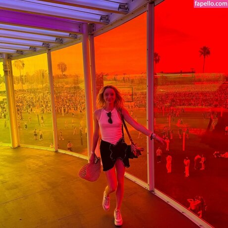 Madeleine Arthur nus de stars du porno photo