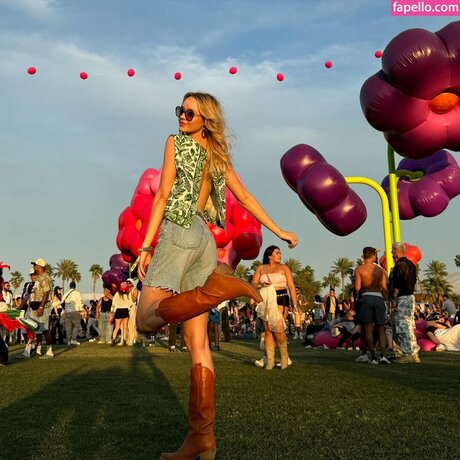 Madeleine Arthur Profilfoto