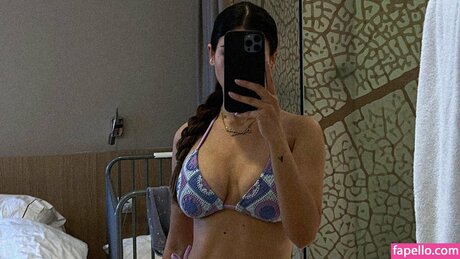 seins pointus onlyfans meilleur chaud galerie