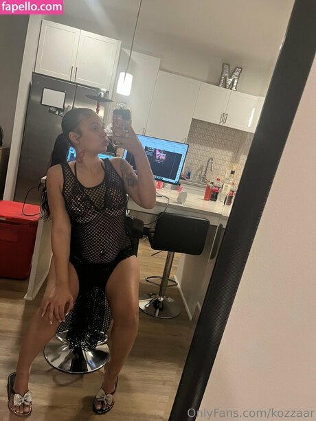 Kozzaar mannequin photo