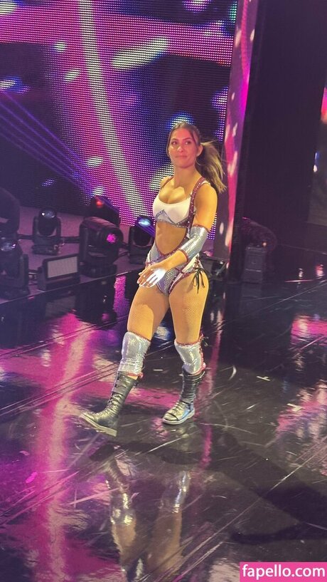 Kendal Grey modèle porno archive