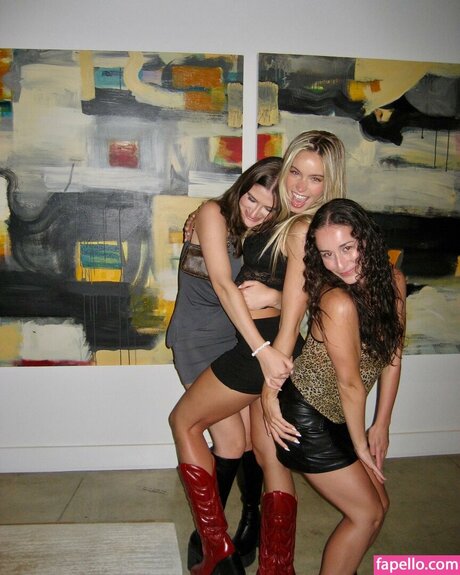 Alexa Blair Robertson étoile de l'art des photos