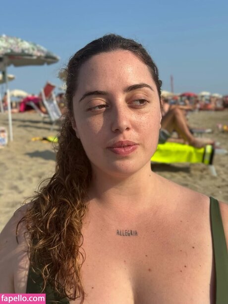 Elisabetta Rossi étoile adulte archive