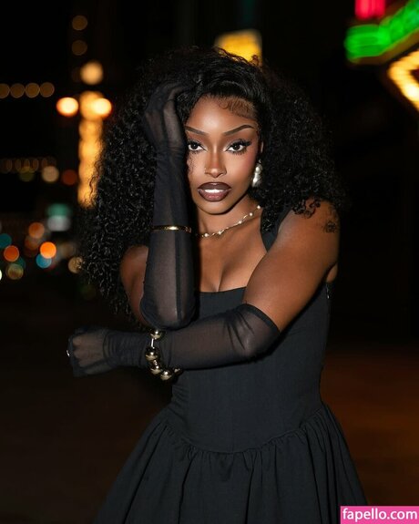 Coco Watson modèle pornographique photos