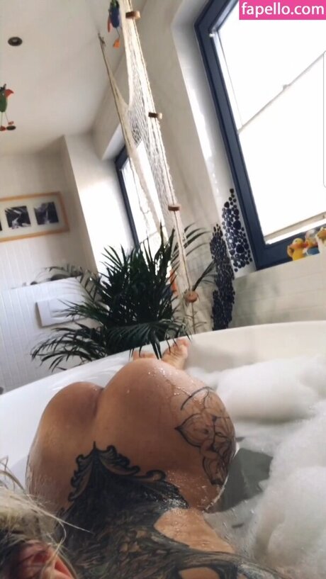 Miri Be art de star du porno galeries