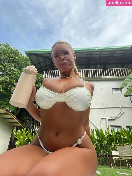 reeganbaildon_ modèle hd galerie