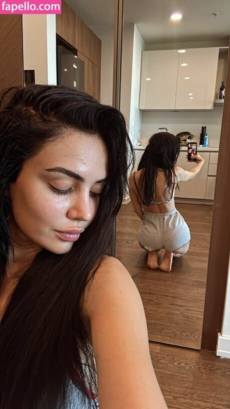 Ece Ronay art étoile img