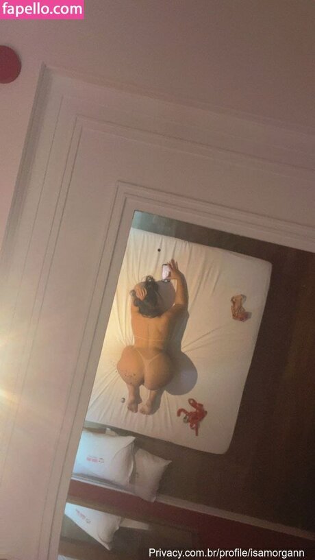 Isa Morgan étoile parfaite des photos