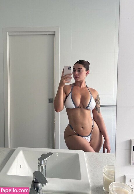 Madeleinerosee étoile adulte galerie